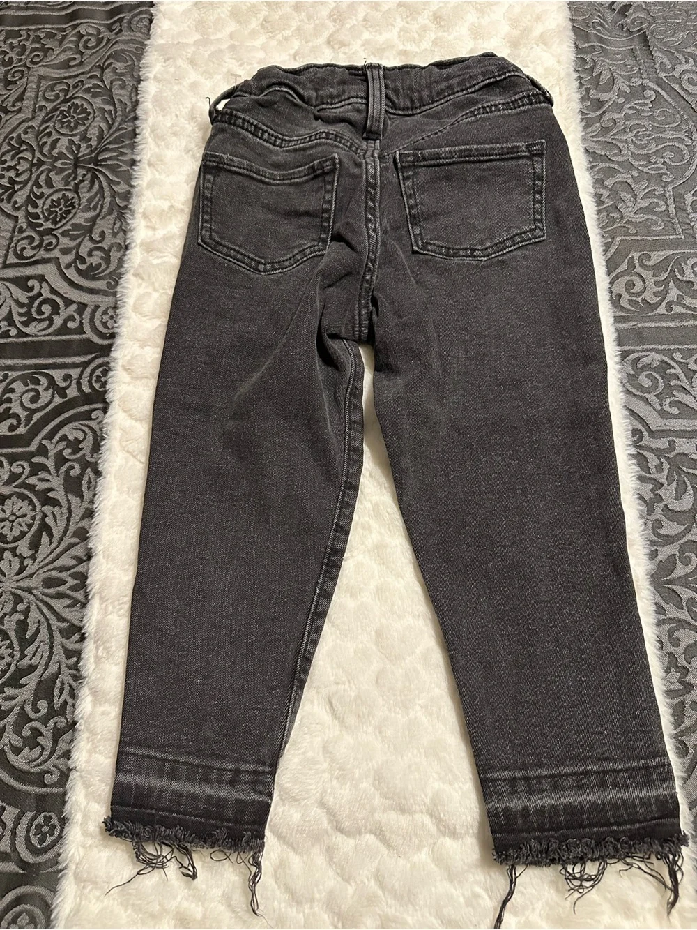 Old Navy Black Frayed-Hem Skinny Jeans